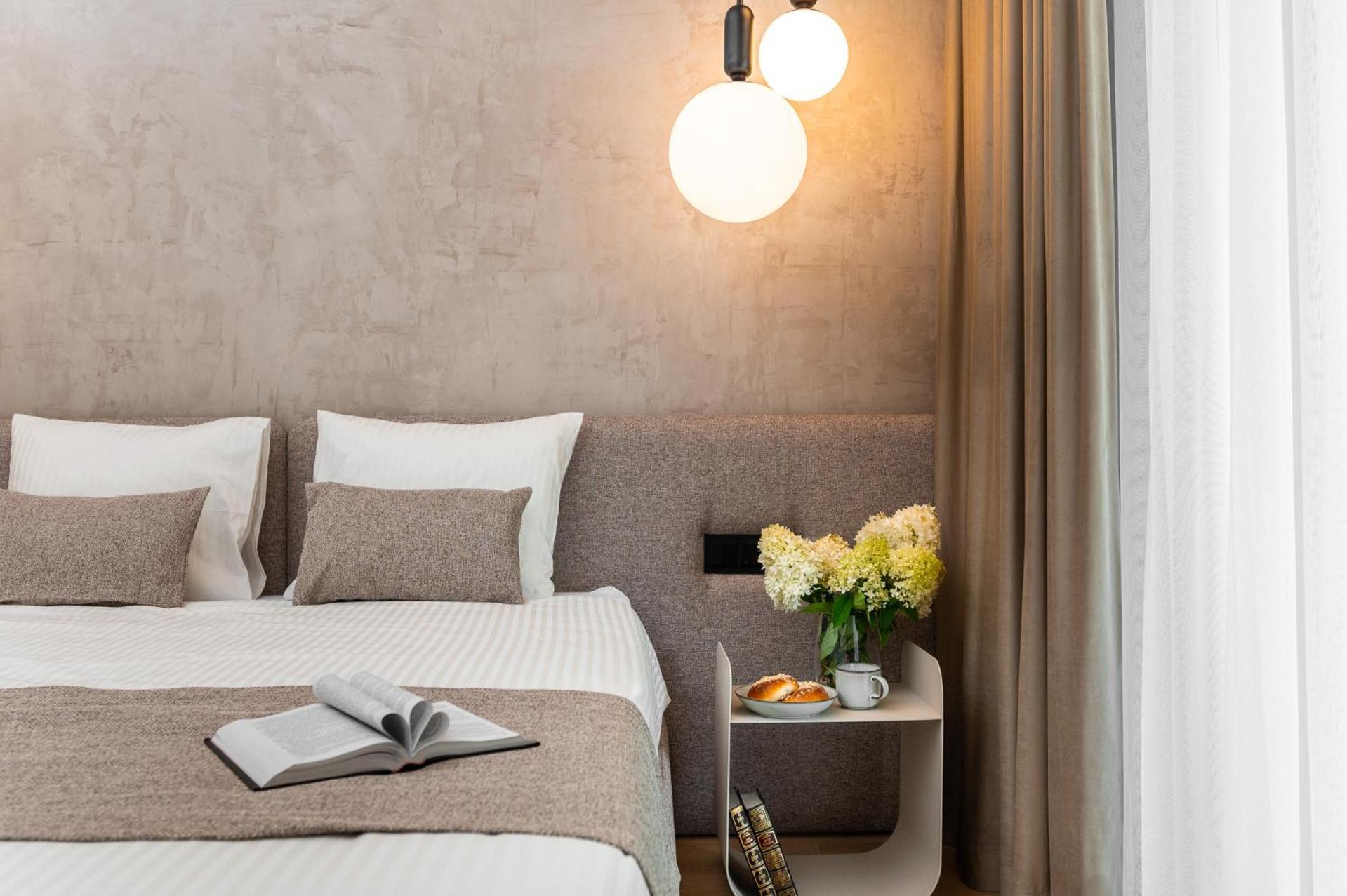 Boutique Wawel Side Apartment Красков Екстериор снимка
